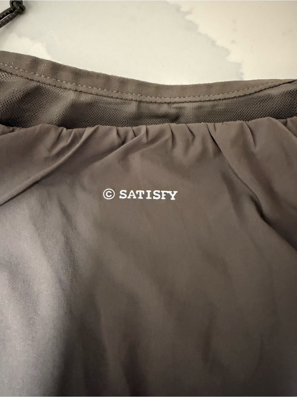 SATISFY RUNNING vest - Picture 6 of 9